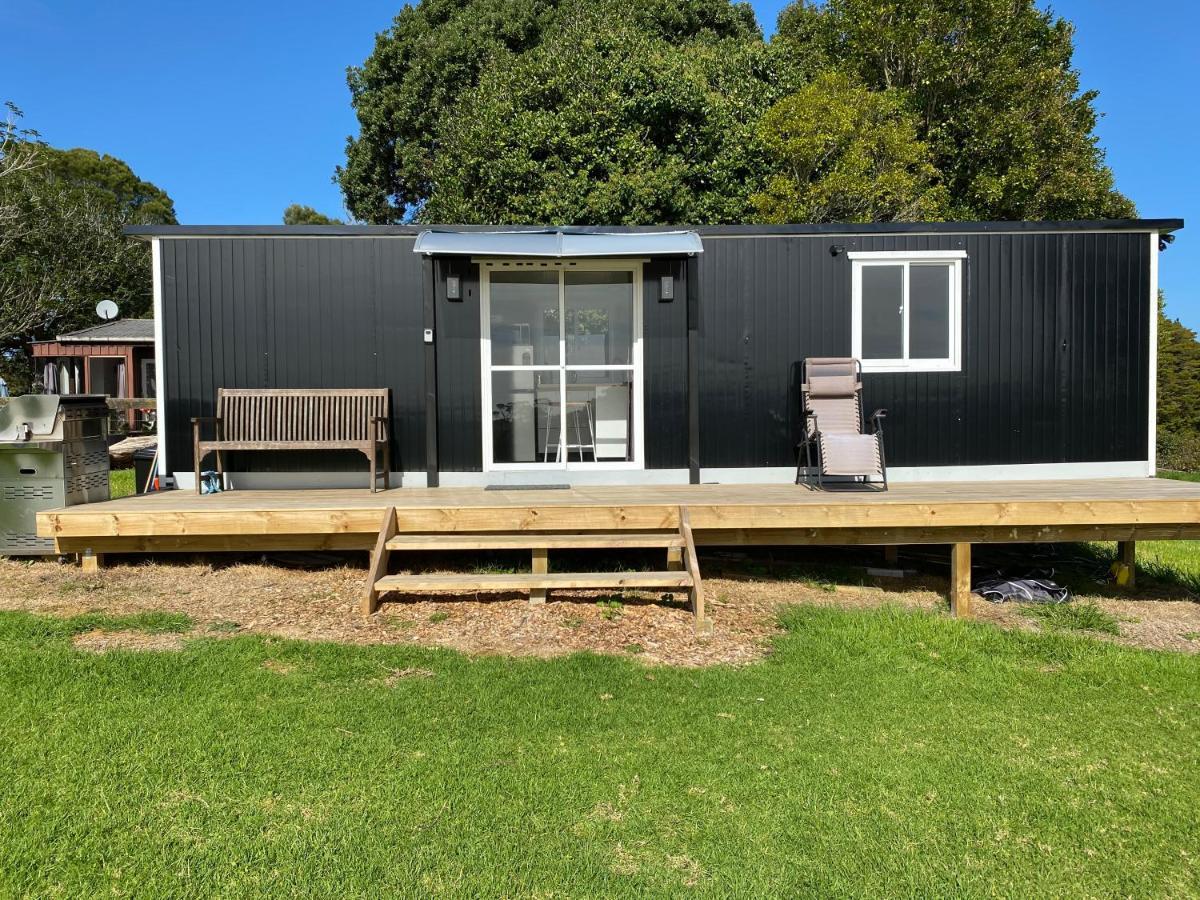 Cosy Cabin To Stay Even Better Than Glamping Pukekohe Esterno foto