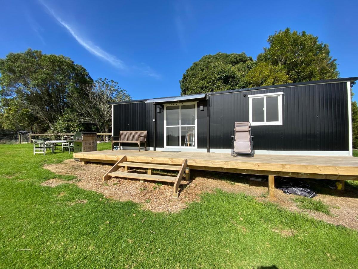 Cosy Cabin To Stay Even Better Than Glamping Pukekohe Esterno foto